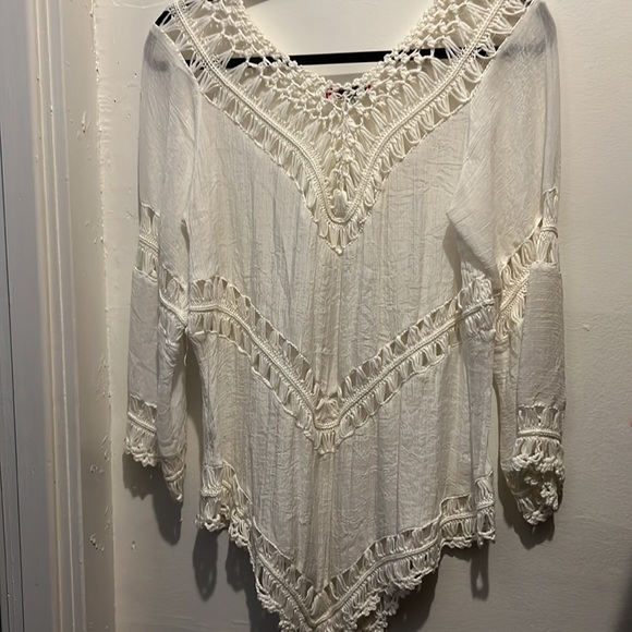 Vivid Collection Women’s White Summer Crochet Beach Summer Coverup boho chic - Picture 6 of 7